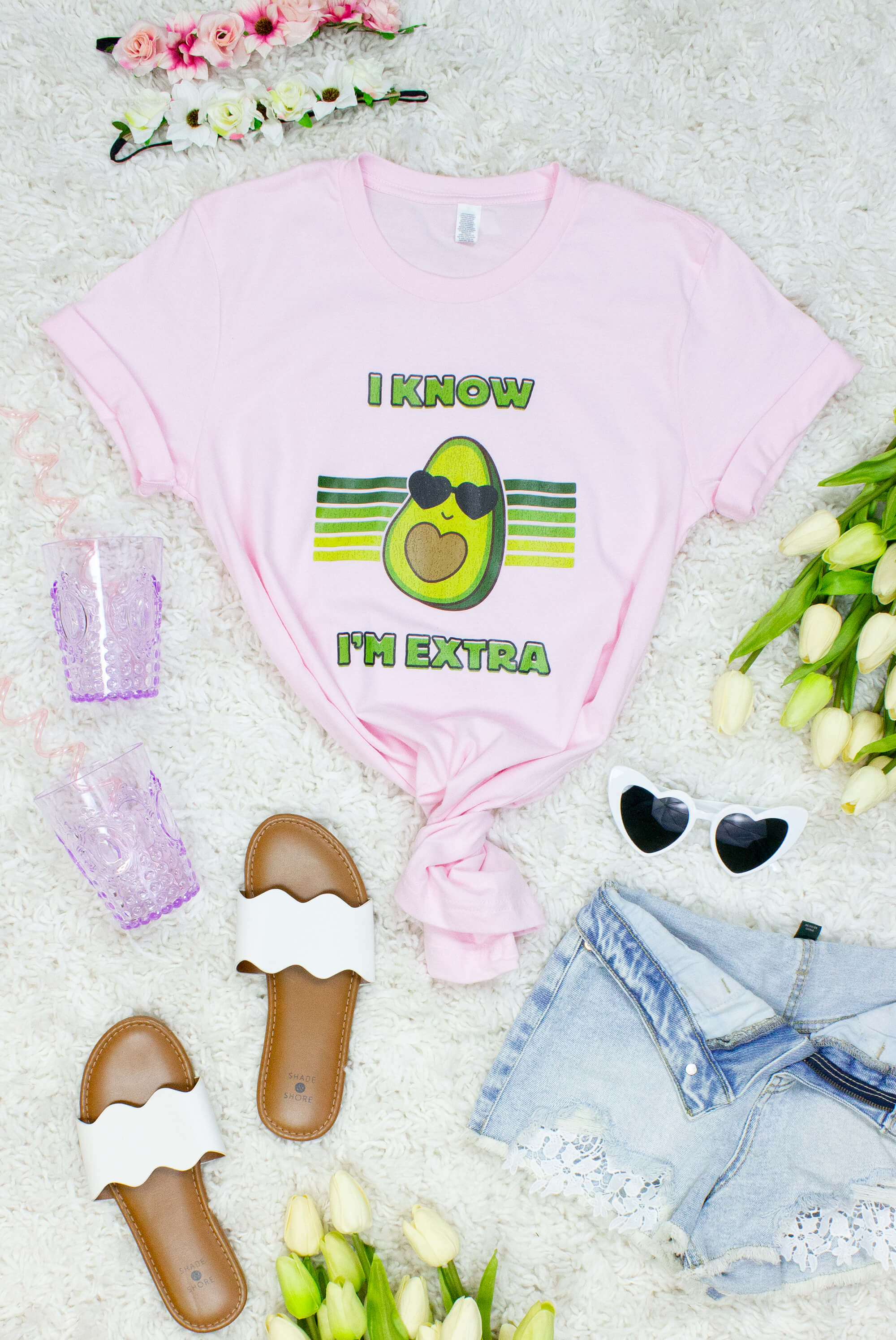 Camiseta Guacin Down The Aisle | Camiseta Sé que soy extra aguacate | Camisetas para despedida de soltera con temática de fiesta